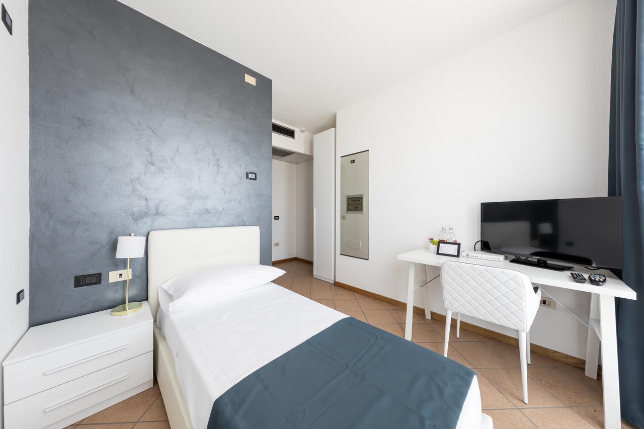 Lake Como Golf Hotel Figino Serenza エクステリア 写真