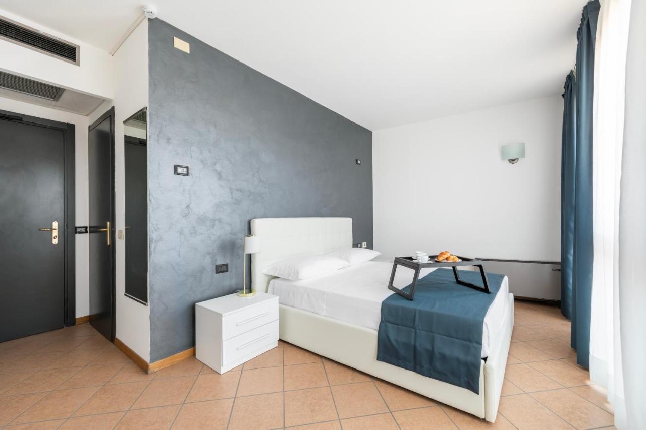 Lake Como Golf Hotel Figino Serenza エクステリア 写真