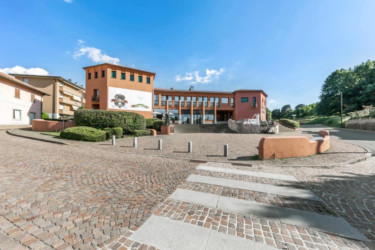 Lake Como Golf Hotel Figino Serenza エクステリア 写真